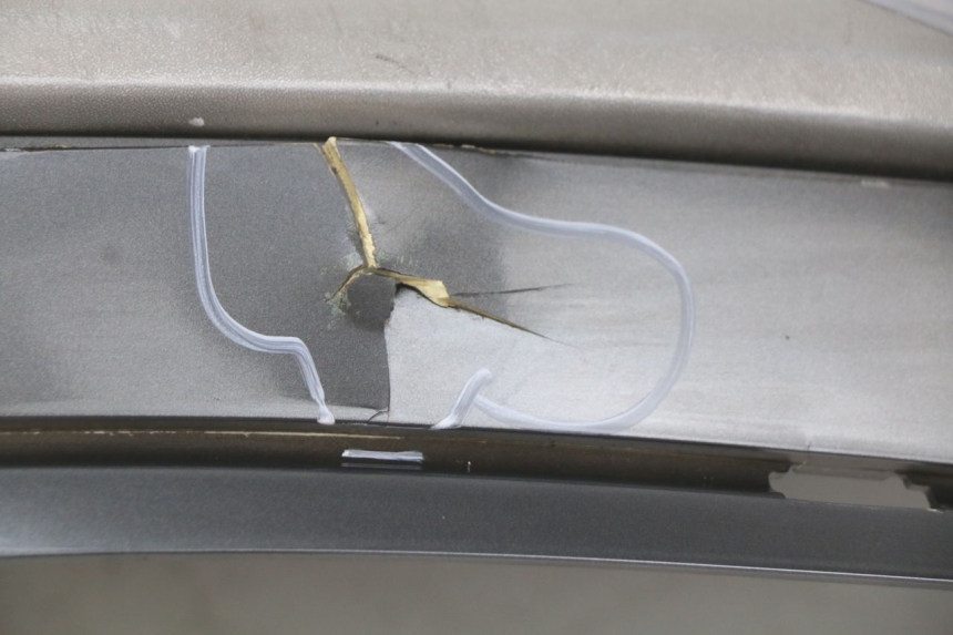 photo de FLANC ARRIERE DROIT PEUGEOT GEOPOLIS 400 (2007 - 2013) - Marquages et références