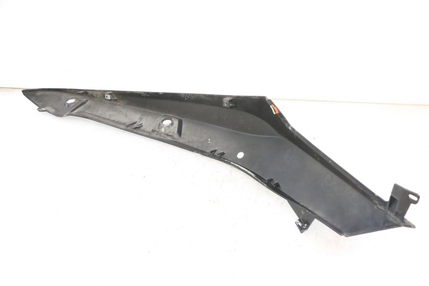 photo de FLANC ARRIERE DROIT GILERA NEXUS 300 (2008 - 2013) - Autre angle de vue