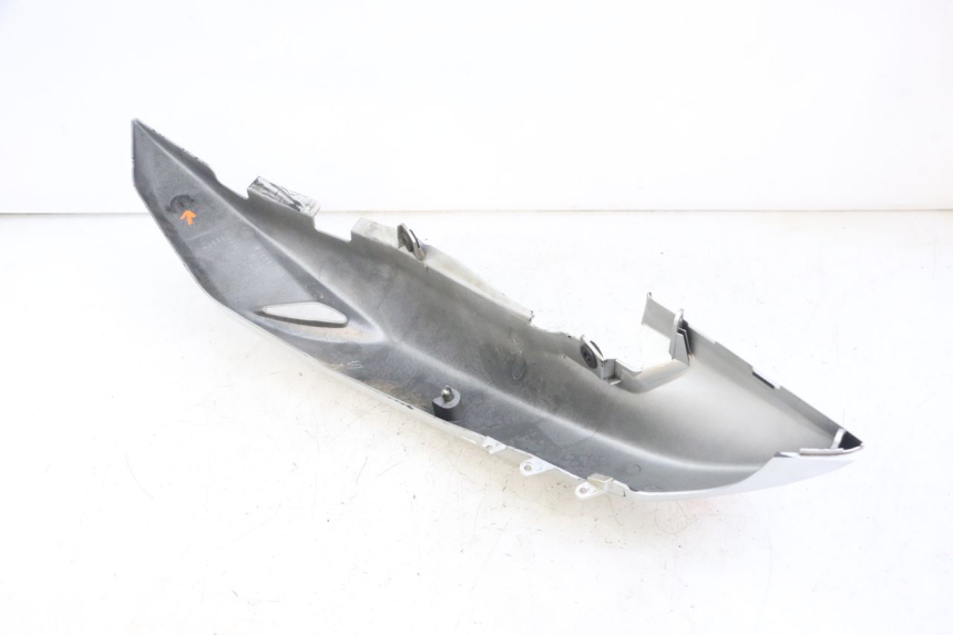 photo de FLANC ARRIERE DROIT SUZUKI GS GSE 500 (2001 - 2003) - Zoom état d’usage