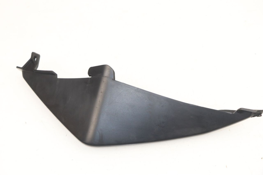 photo de FLANC ARRIERE DROIT SUZUKI GSR 750 (2011 - 2017) - Autre angle de vue