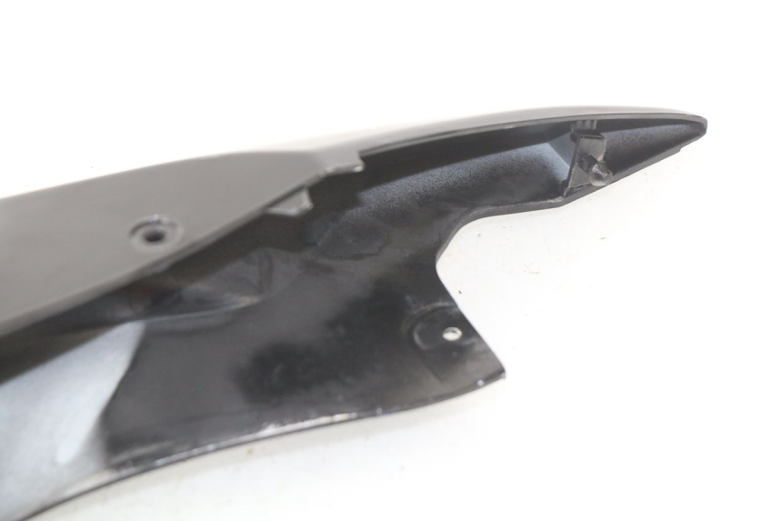 photo de FLANC ARRIERE DROIT SUZUKI GSX-R GSXR 750 (2011 - 2016) - Points de fixation