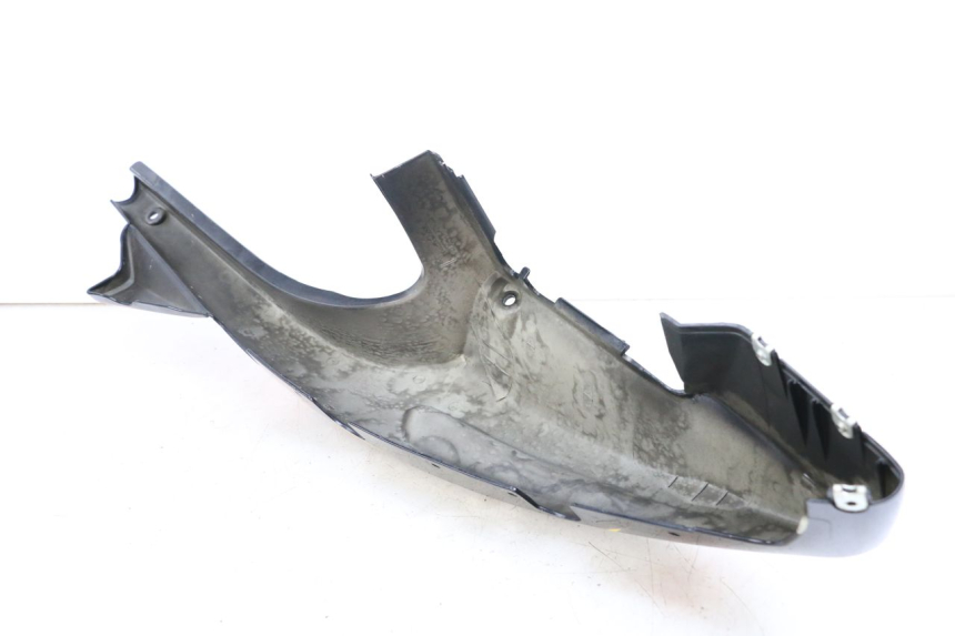 photo de FLANC ARRIERE DROIT HYOSUNG GTR 125 (2006 - 2008) - Zoom état d’usage