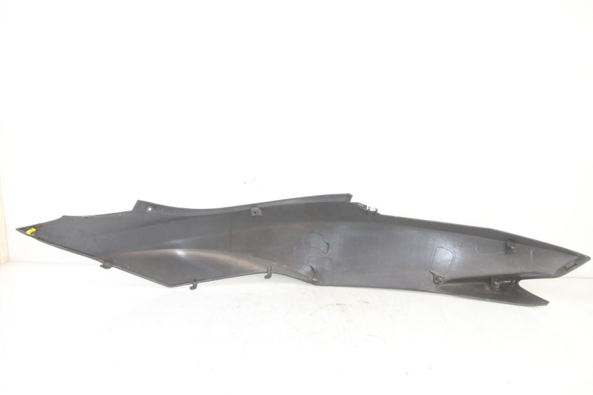 photo de FLANC ARRIERE DROIT HONDA PCX (JF57/JF64) 125 (2014 - 2018) - Points de fixation