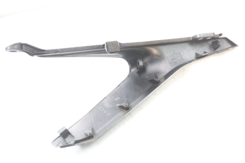 photo de FLANC ARRIERE DROIT HUSQVARNA SVARTPILEN 401 (2018 - 2023) - Vue d’ensemble