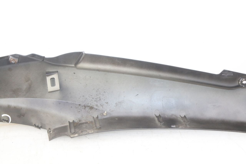 photo de FLANC ARRIERE DROIT YAMAHA HW XENTER 125 (2011 - 2017) - Vue d’ensemble