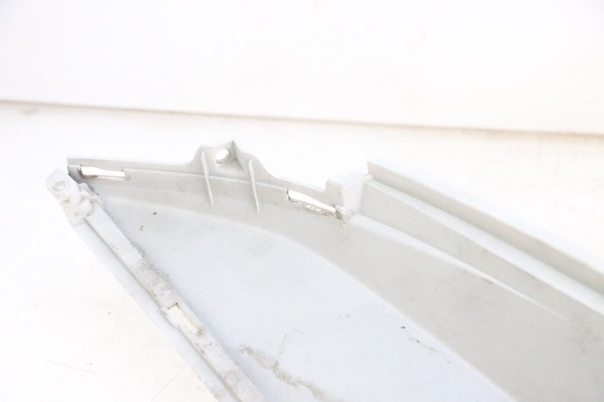 photo de FLANC ARRIERE DROIT SYM JET 14 4T 50 (2018 - 2022) - Zoom état d’usage