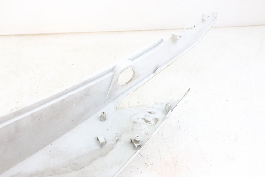 photo de FLANC ARRIERE DROIT SYM JET 14 4T 50 (2018 - 2022) - Gros plan technique