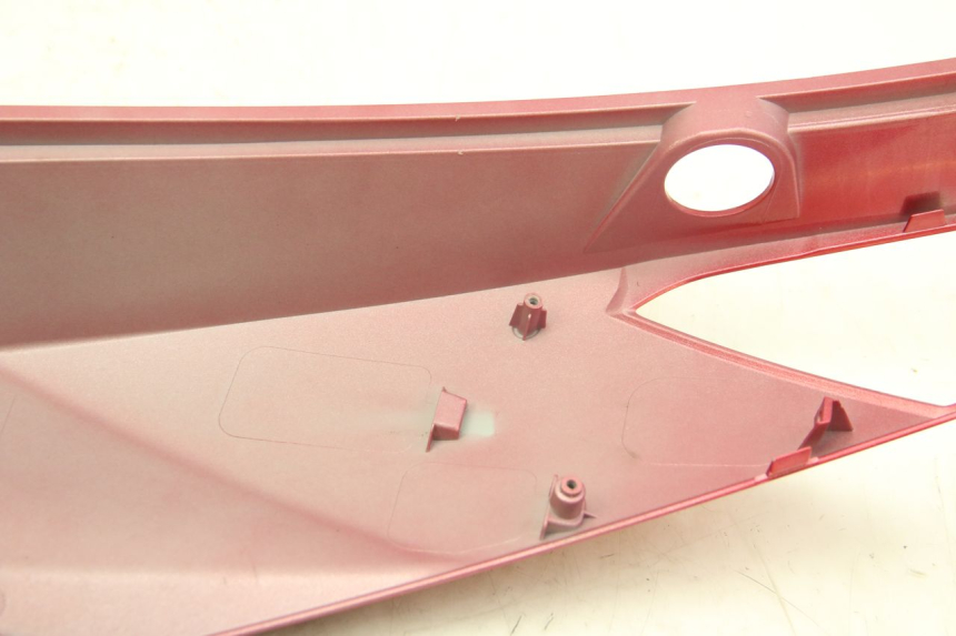 photo de FLANC ARRIERE DROIT SYM JET 4 4T 50 (2018 - 2021) - Détails caractéristiques