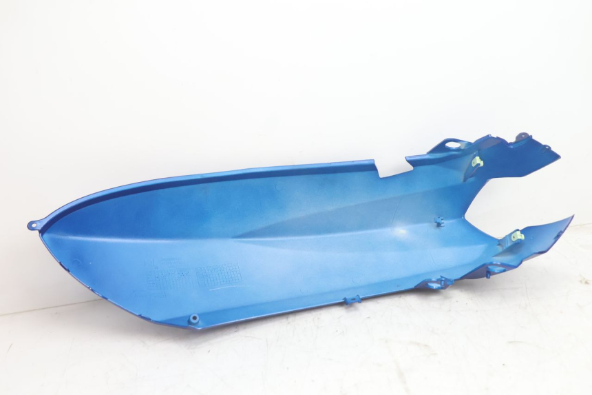 photo de FLANC ARRIERE DROIT PEUGEOT KISBEE 2T 50 (2018 - 2022) - État de surface