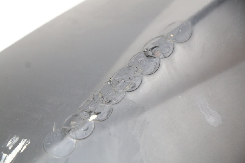 photo de FLANC ARRIERE DROIT PEUGEOT KISBEE 4T 50 (2010 - 2017) - Points de fixation