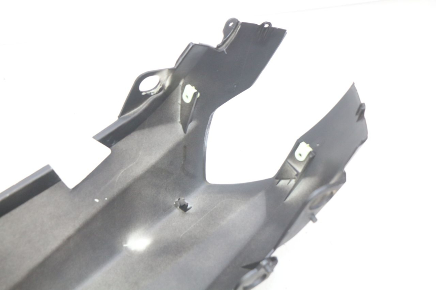 photo de FLANC ARRIERE DROIT PEUGEOT KISBEE 4T 50 (2010 - 2017) - État de surface