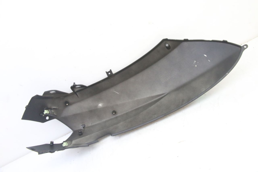 photo de FLANC ARRIERE DROIT PEUGEOT KISBEE 4T 50 (2018 - 2022) - État de surface