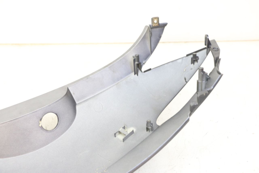 photo de FLANC ARRIERE DROIT KYMCO GRAND DINK 125 (2008 - 2014) - Détail de la pièce