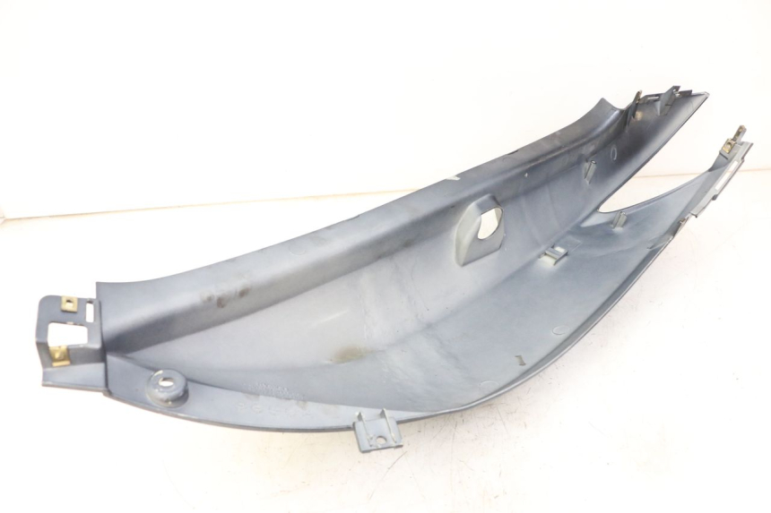 photo de FLANC ARRIERE DROIT KYMCO XCITING 500 (2007 - 2010) - Pièce contrôlée