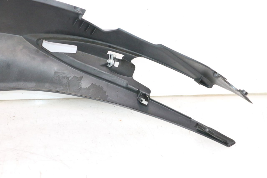 photo de FLANC ARRIERE DROIT PIAGGIO LIBERTY IGET 4T 50 (2021 - 2025) - Points de fixation