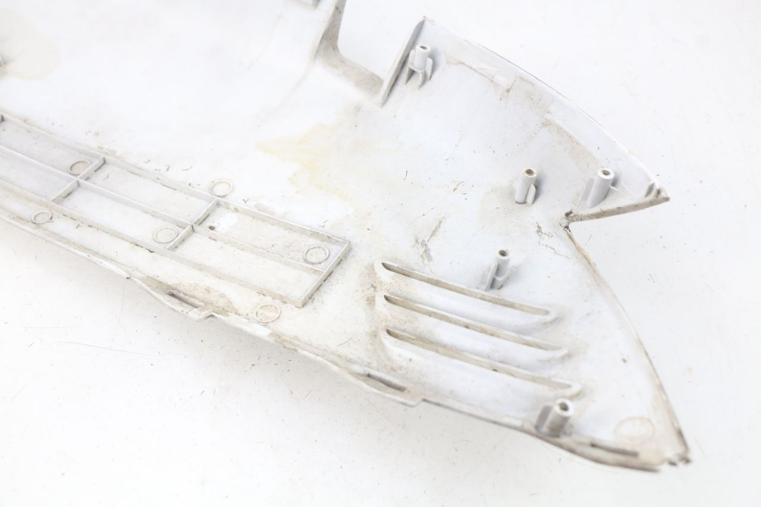 photo de FLANC ARRIERE DROIT KYMCO LIKE 2T 50 (2009 - 2018) - Autre angle de vue