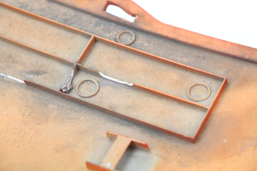 photo de FLANC ARRIERE DROIT KYMCO LIKE 125 (2009 - 2016) - Points de fixation