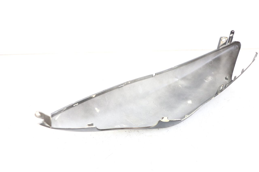 photo de FLANC ARRIERE DROIT MBK MACH G AC 50 (2002 - 2014) - Vue d’ensemble