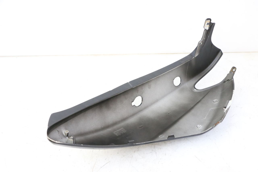 photo de FLANC ARRIERE DROIT MBK OVETTO ONE 2T 50 (2013 - 2017) - Autre angle de vue