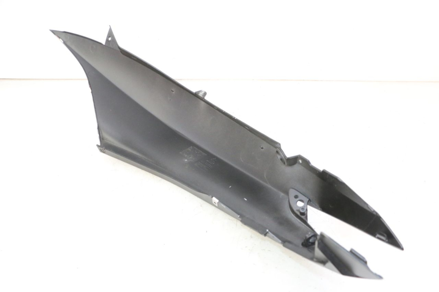 photo de FLANC ARRIERE DROIT PIAGGIO MP3 HPE 310 (2024 - 2025) - Autre angle de vue