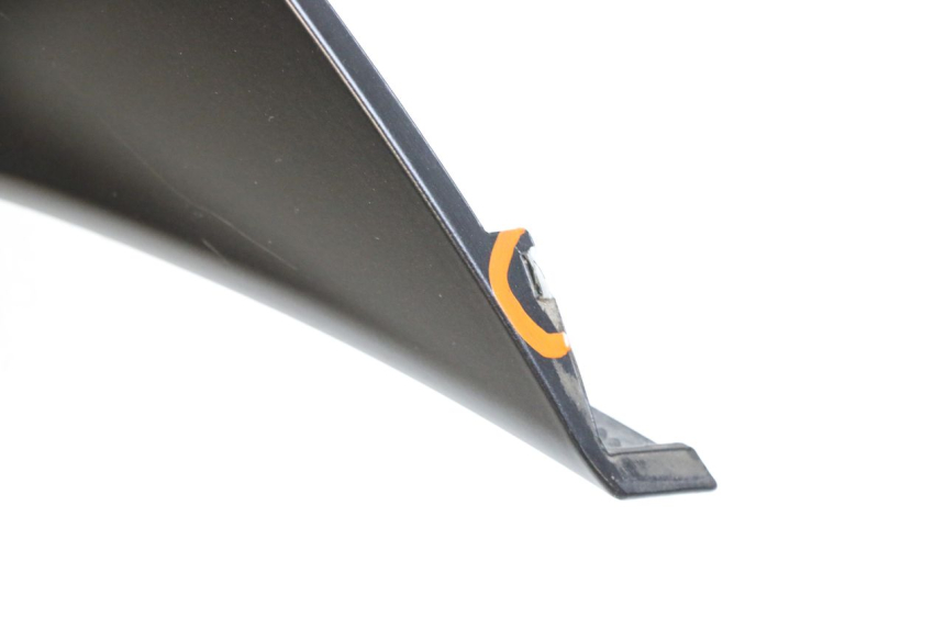 photo de FLANC ARRIERE DROIT PIAGGIO MP3 HPE 350 (2018 - 2020) - État de surface