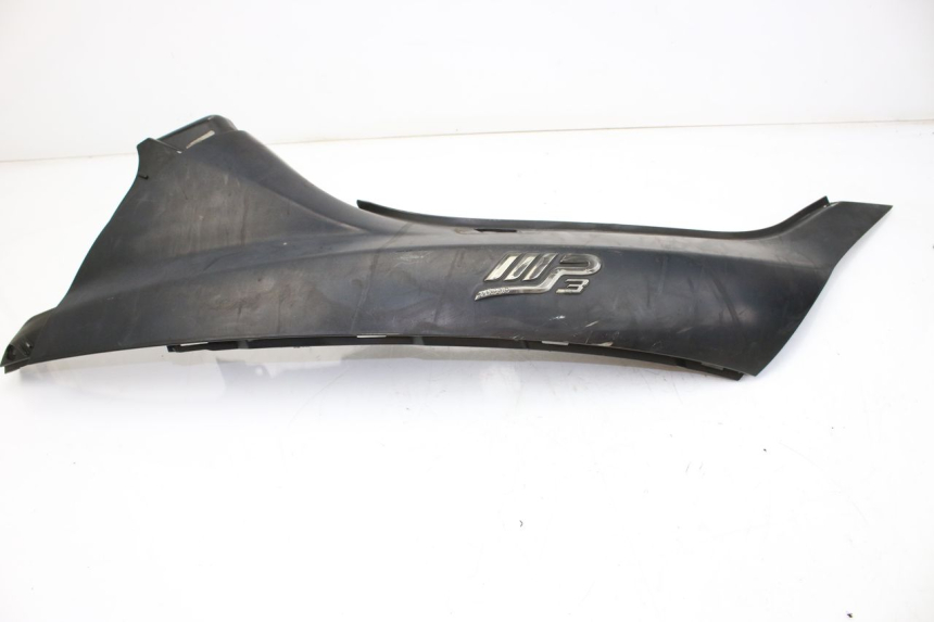 photo de FLANC ARRIERE DROIT PIAGGIO MP3 LT 300 (2010 - 2016) - Vue principale