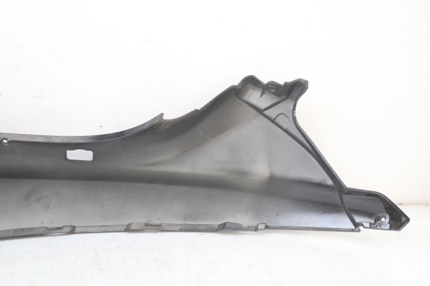 photo de FLANC ARRIERE DROIT PIAGGIO MP3 LT 400 (2007 - 2012) - Marquages et références