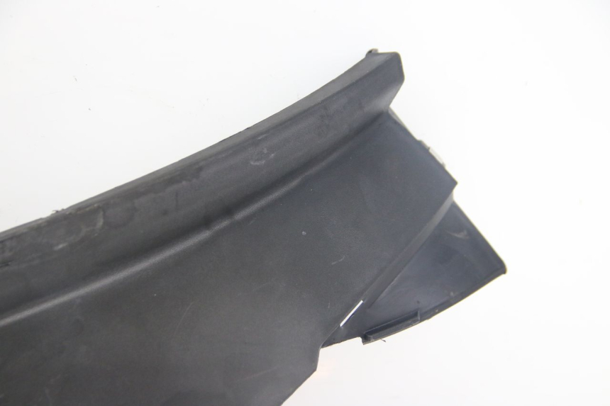 photo de FLANC ARRIERE DROIT PIAGGIO MP3 125 (2006 - 2014) - Détail de la pièce