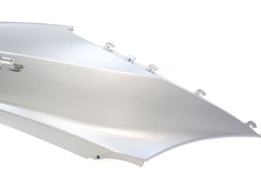 photo de FLANC ARRIERE DROIT PIAGGIO MP3 500 (2014 - 2017) - Détails caractéristiques