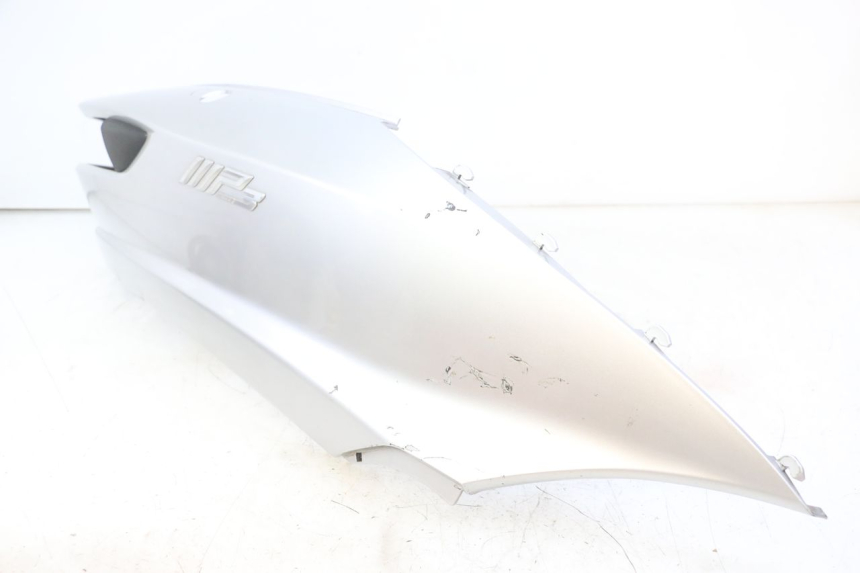 photo de FLANC ARRIERE DROIT PIAGGIO MP3 500 (2014 - 2017) - Gros plan technique