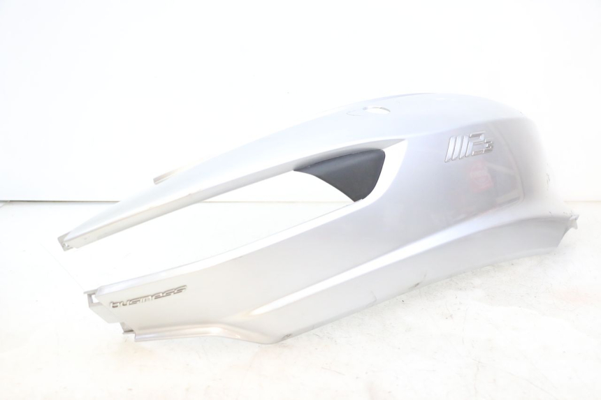 photo de FLANC ARRIERE DROIT PIAGGIO MP3 500 (2014 - 2017) - Points de fixation