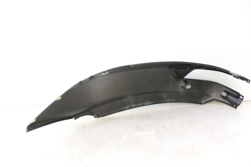 photo de FLANC ARRIERE DROIT PIAGGIO MP3 500 (2016 - 2018) - État de surface