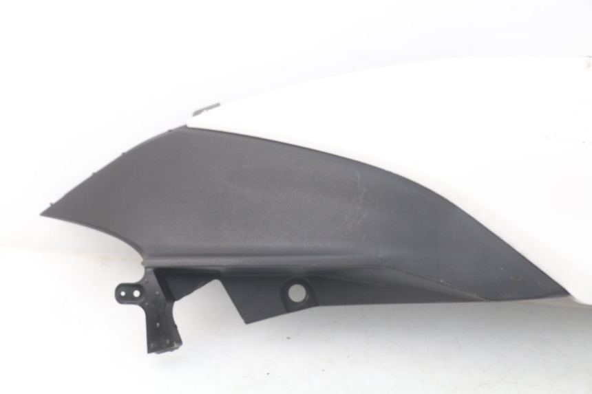 photo de FLANC ARRIERE DROIT MBK MW TRYPTIK 125 (2017 - 2022) - Autre angle de vue