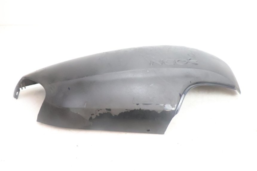 photo de FLANC ARRIERE DROIT YAMAHA NEO'S NEOS 2T 50 (1998 - 2007) - Gros plan technique