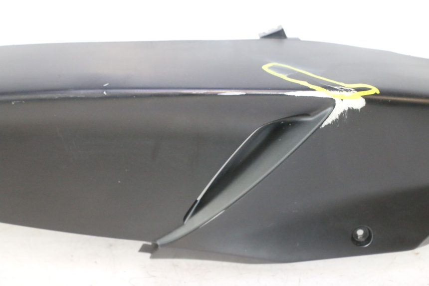 photo de FLANC ARRIERE DROIT PIAGGIO NEW TYPHOON 50 (2018 - 2021) - Zoom état d’usage