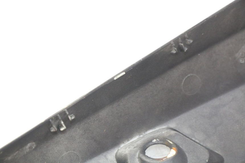 photo de FLANC ARRIERE DROIT GILERA NEXUS 125 (2009 - 2013) - Zoom état d’usage