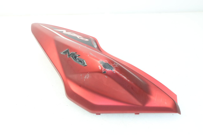 photo de FLANC ARRIERE DROIT MBK NITRO 2T 50 (2013 - 2017) - Gros plan technique