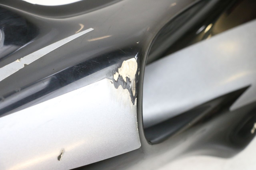 photo de FLANC ARRIERE DROIT HONDA NSR R 125 (1994 - 2003) - Détails caractéristiques