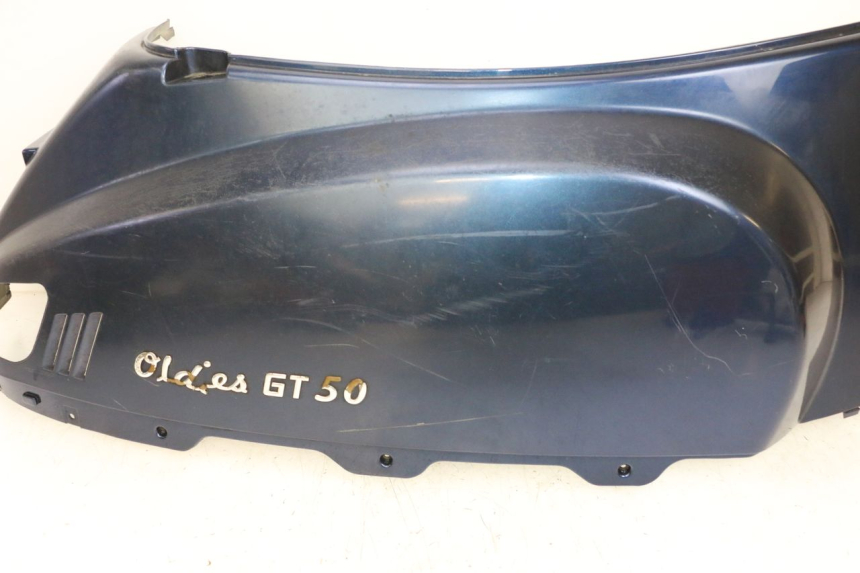 photo de FLANC ARRIERE DROIT JM MOTORS OLDIES GT 4T 50 (2018 - 2025) - Focus structure