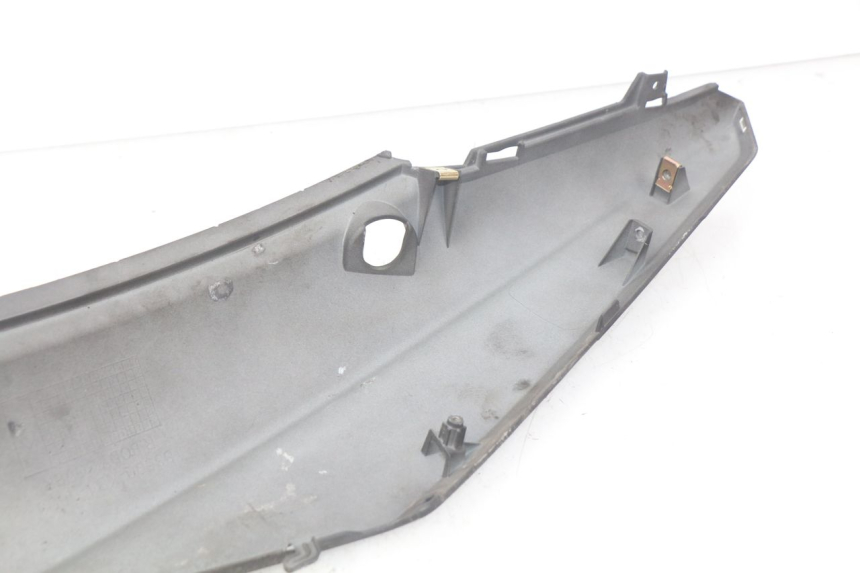 photo de FLANC ARRIERE DROIT SYM ORBIT III 3 4T 50 (2018 - 2021) - Vue d’ensemble