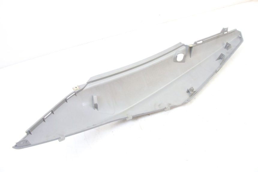 photo de FLANC ARRIERE DROIT SYM ORBIT III 3 4T 50 (2021 - 2025) - Vue d’ensemble