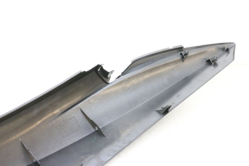photo de FLANC ARRIERE DROIT HONDA PCX (JF28) 125 (2009 - 2011) - Points de fixation