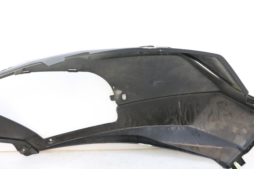 photo de FLANC ARRIERE DROIT PEUGEOT SATELIS COMPRESSOR K15 125 (2006 - 2009) - État de surface