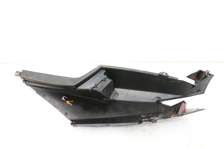 photo de FLANC ARRIERE DROIT PEUGEOT SPEEDFIGHT 3 LC 2T 50 (2009 - 2015) - Vue principale