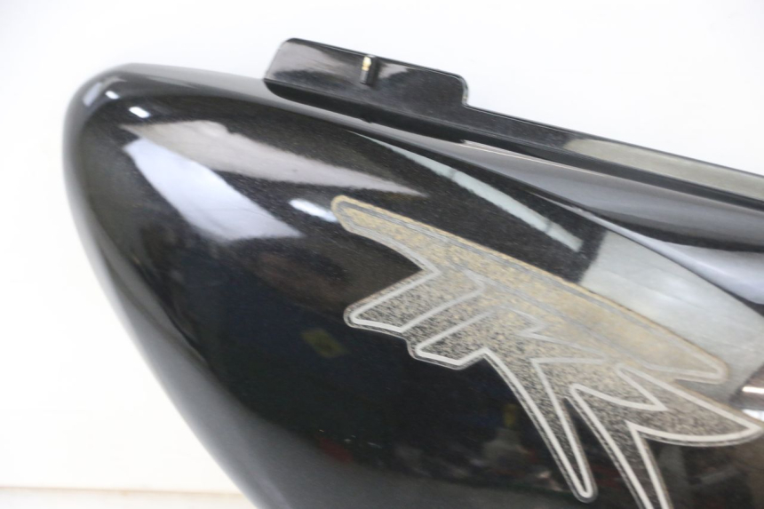 photo de FLANC ARRIERE DROIT PEUGEOT TREKKER TKR 50 (2005 - 2014) - Marquages et références