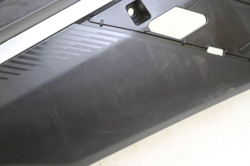 photo de FLANC ARRIERE DROIT PEUGEOT TWEET 4T 50 (2023 - 2025) - Détail de la pièce