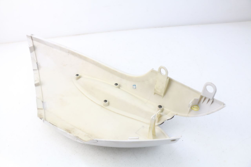 photo de FLANC ARRIERE DROIT KEEWAY PIXEL 50 (2008 - 2011) - Points de fixation