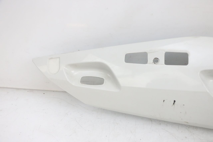 photo de FLANC ARRIERE DROIT BMW R RT ABS 1200 (2010 - 2014) - Zoom composants