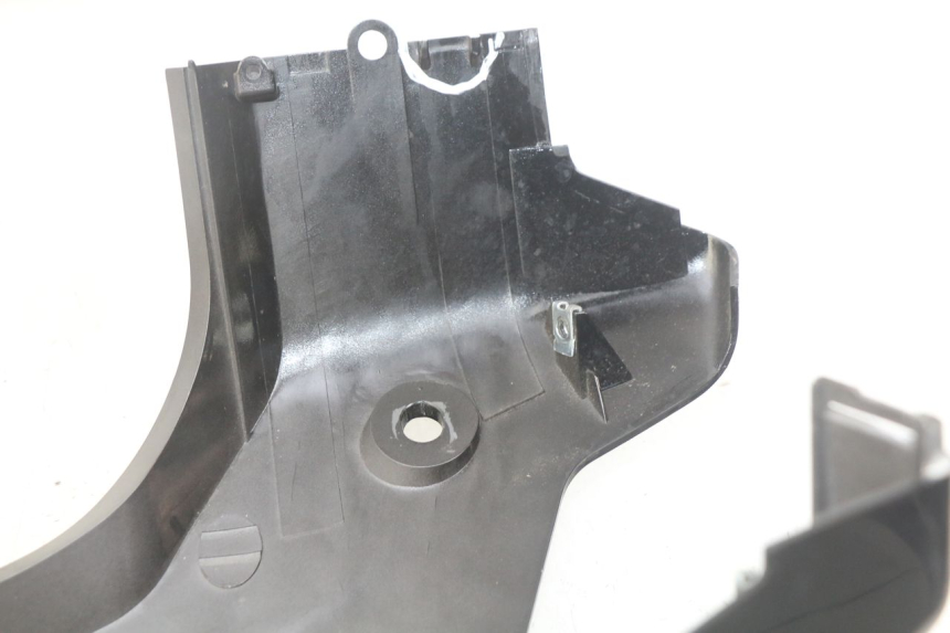 photo de FLANC ARRIERE DROIT DAELIM S2 FI 125 (2008 - 2017) - Autre angle de vue