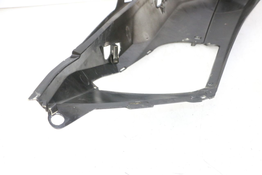 photo de FLANC ARRIERE DROIT PEUGEOT SATELIS COMPRESSOR K15 125 (2006 - 2009) - Zoom état d’usage